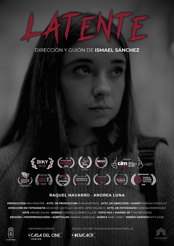 Poster for Latente (Latent)
